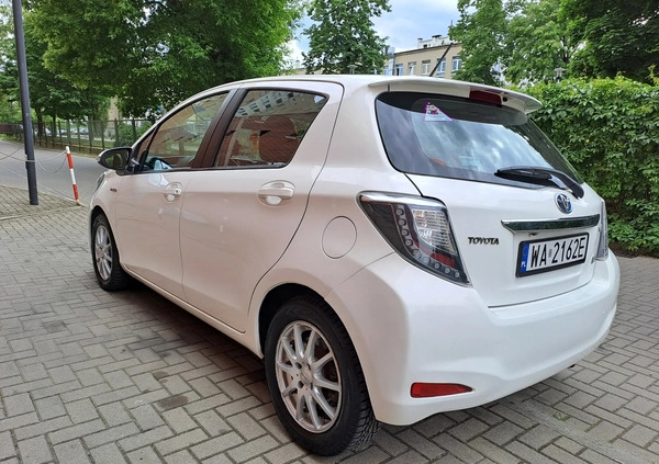 Toyota Yaris cena 32000 przebieg: 174000, rok produkcji 2012 z Warszawa małe 92